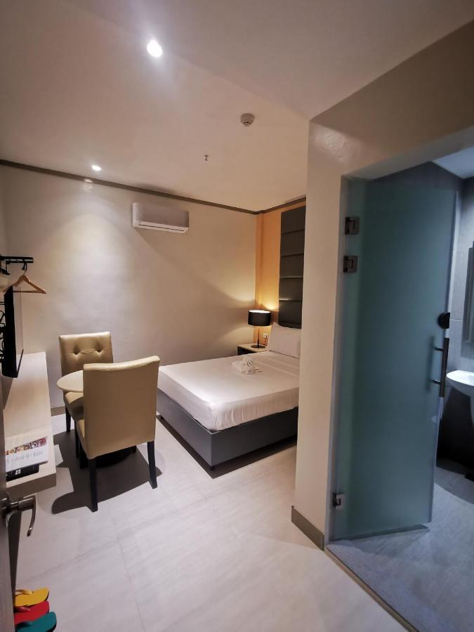 Yes Hotel Pandi Bulacan Luaran gambar
