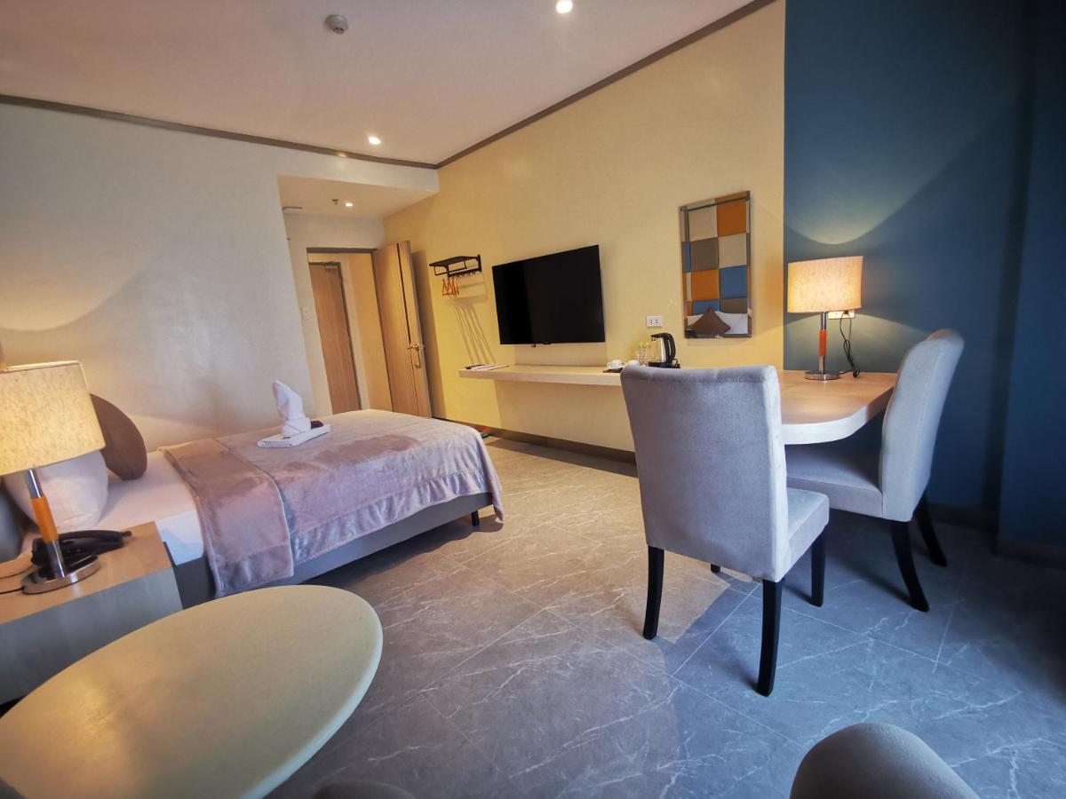Yes Hotel Pandi Bulacan Luaran gambar